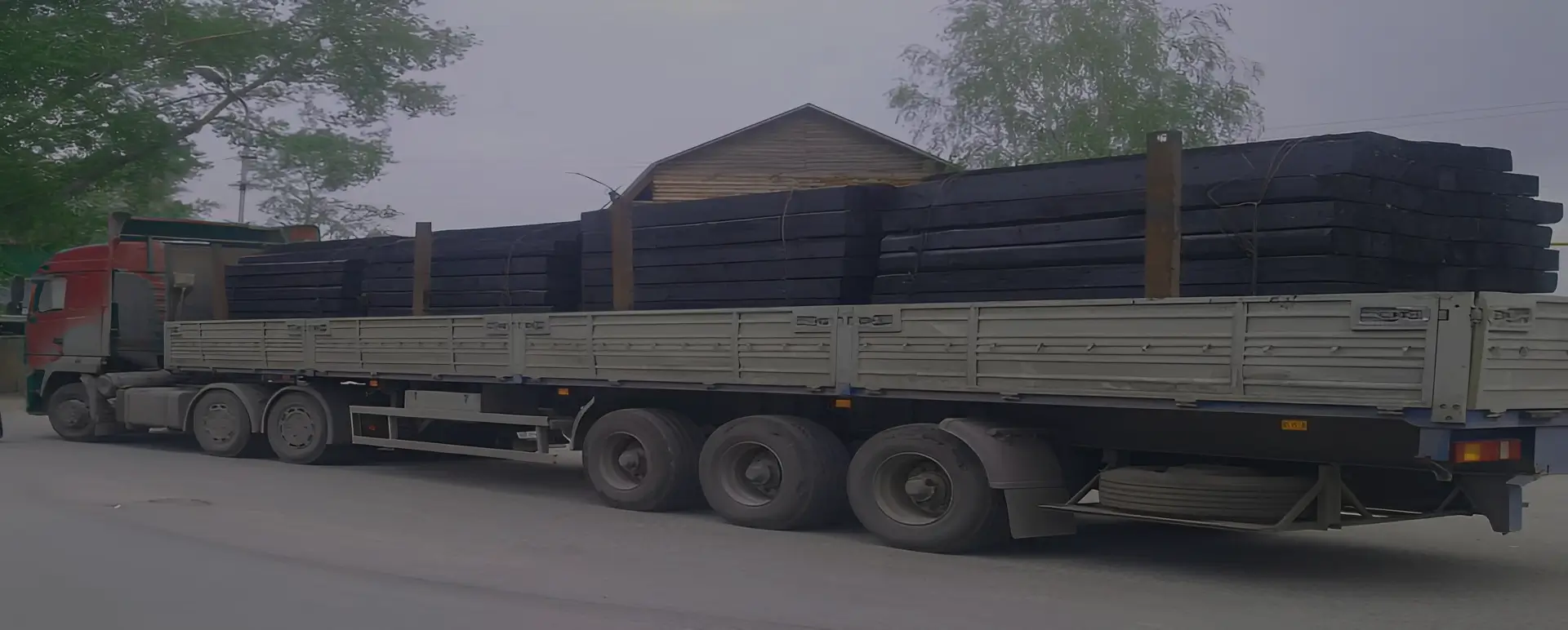 Сервис от транспортной компании по доставке шпал по России из Ярового автотранспортом